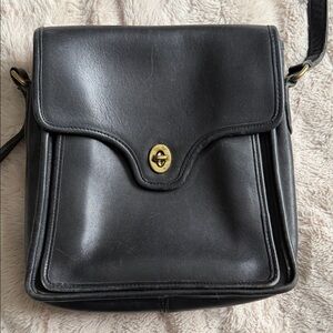 Vintage Coach Shelton Black Leather Crossbody Bag 9917